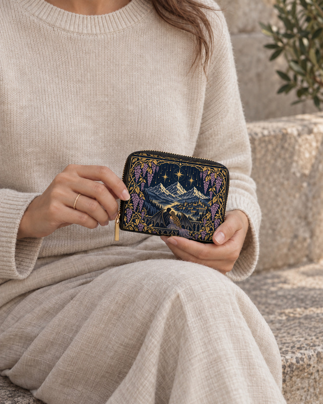 "Wisteria Balcony" Winged Lovers Mini Wallet
